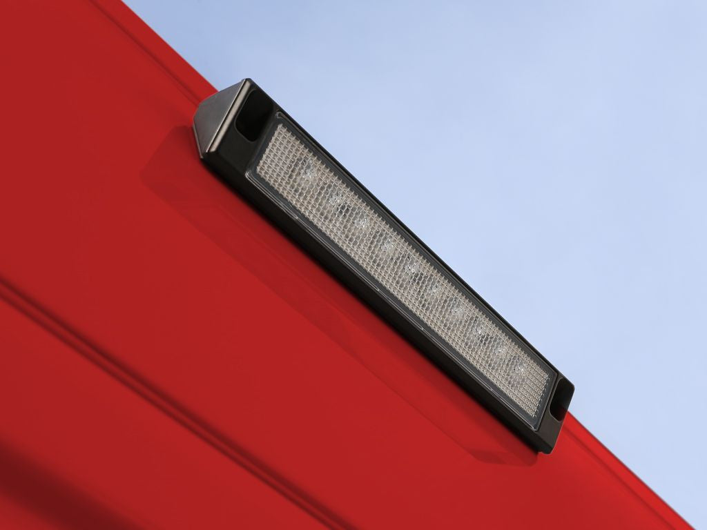 Wesem CRP1 LED Arbetslykta 1400lm – Lågprofil för ytmontering - Bilupplysningen