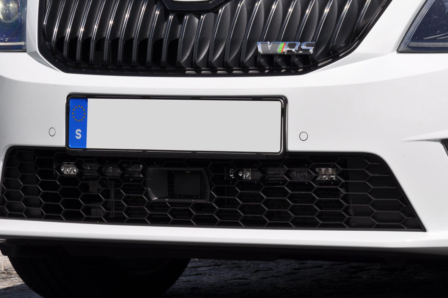 Modellanpassat fäste för 2st 10tums LED-ramper, Skoda Octavia RS - Bilupplysningen