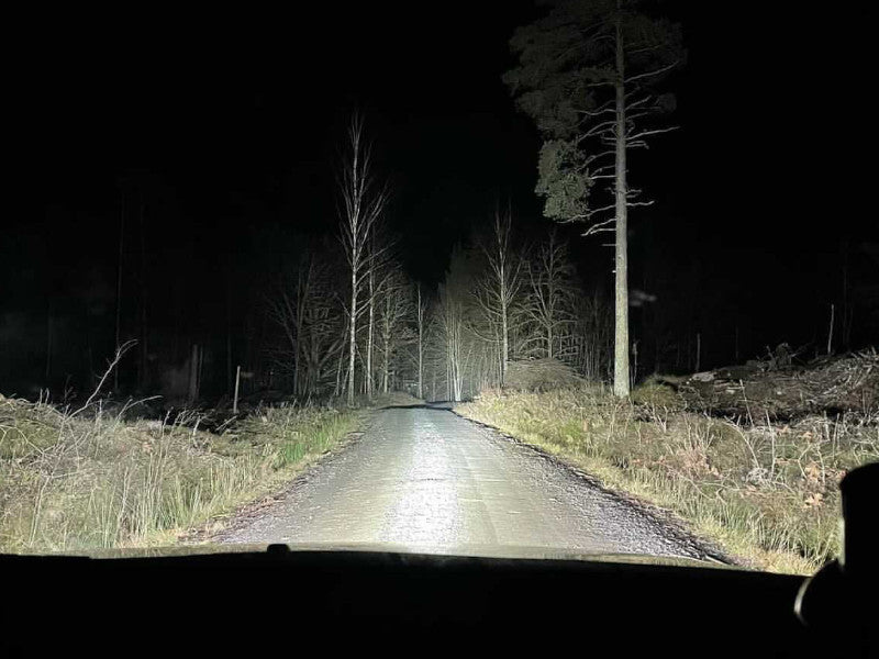 Asplight P8D LED-ramp – Kraftfull och kompakt med 550 meters räckvidd - Bilupplysningen