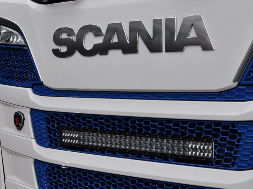 Extraljusfäste 30" för Scania R-hytt från 2017 – Passar Rigid E-Series - Bilupplysningen