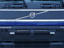 Modellanpassat kit: Dubbla Viklight Ymer PRO 14" LED-ramper för Volvo FH - Bilupplysningen